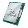 نمای نزدیک از سوکت پردازنده Intel Core i3 12100F