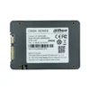 نمای نزدیک از پورت‌های اتصال SSD داهوا C800AS256G